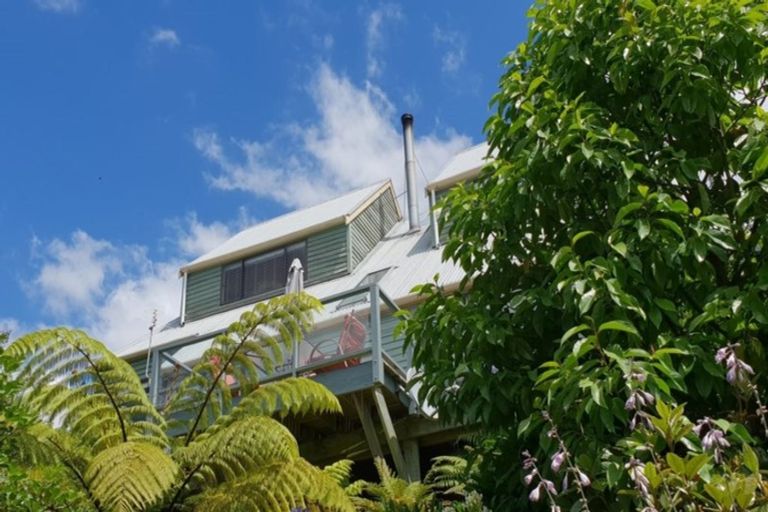 Photo of property in 145 Main Road, Allandale, Lyttelton, 8971