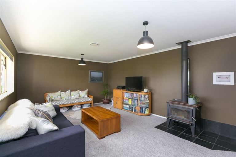 Photo of property in 457 Upland Road, Tarurutangi, New Plymouth, 4372