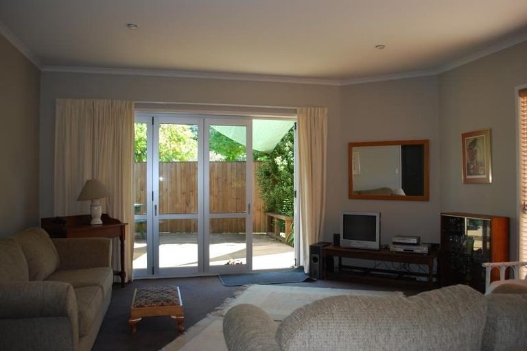Photo of property in 81 Brois Street, Frankleigh Park, New Plymouth, 4310