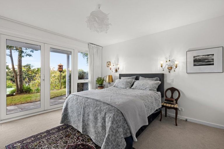 Photo of property in 6 Finnis Lane, Hospital Hill, Napier, 4110