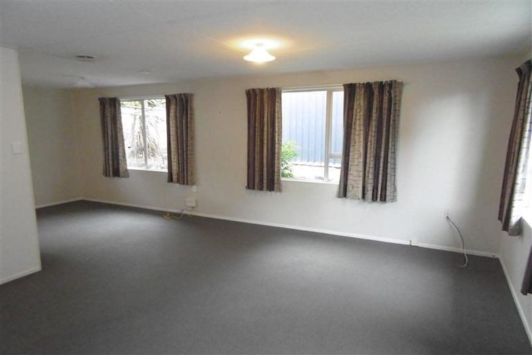 Photo of property in 35c Clearmont Crescent, Blagdon, New Plymouth, 4310