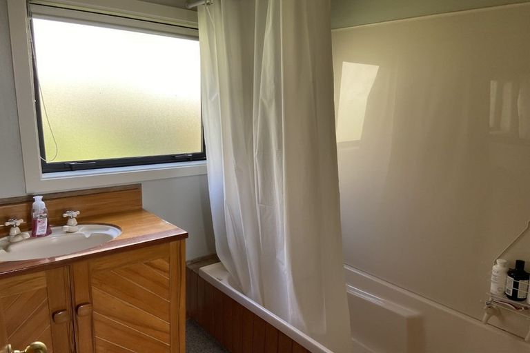 Photo of property in 48 Easther Crescent, Kew, Dunedin, 9012