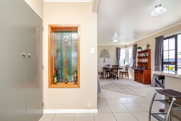 Photo of property in 50 Hospital Street, Dannevirke, 4930