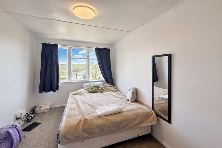 Photo of property in 13 Dorset Grove, Cannons Creek, Porirua, 5024