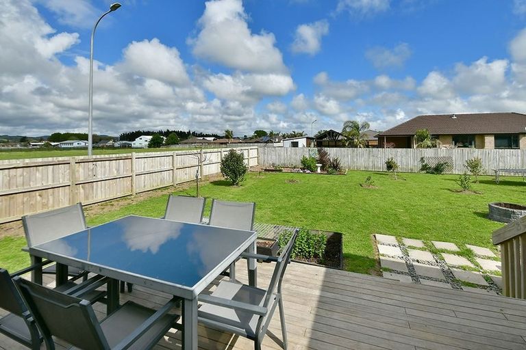 Photo of property in 29 Chic Gardens, Parakai, 0830