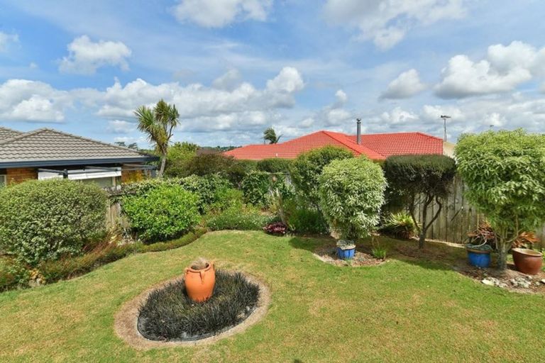 Property details for 9 Kath Hopper Drive, Orewa, 0931