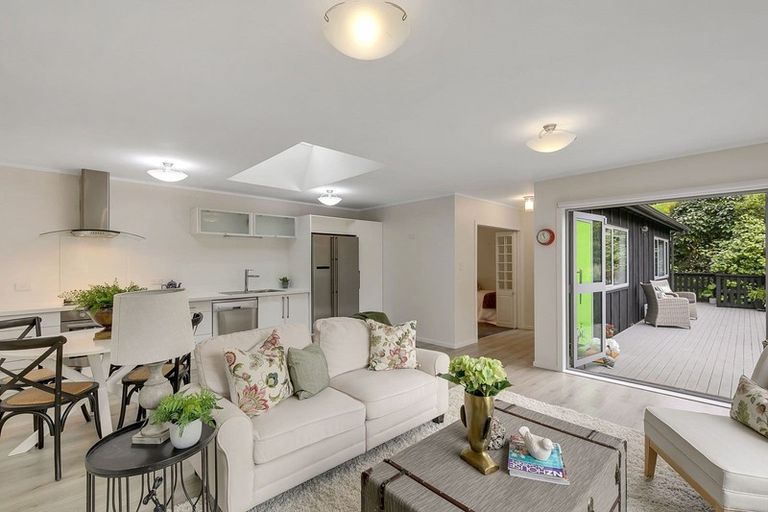 Photo of property in 97g Muri Road, Pukerua Bay, 5026