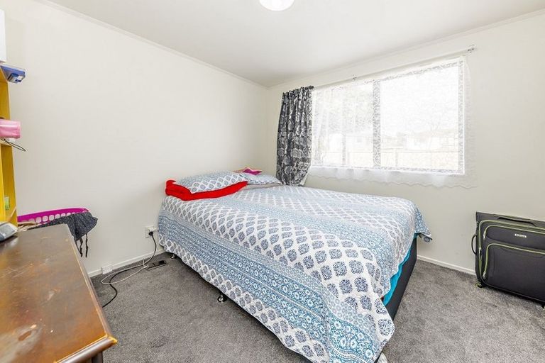Photo of property in 1/12 Silver Creek Road, Weymouth, Auckland, 2103