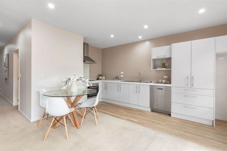 Photo of property in 11c Clarence Street South, Addington, Christchurch, 8024