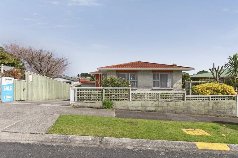 Photo of property in 7 Silby Street, Waitara, 4320