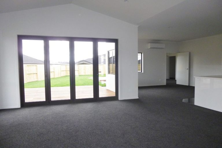 Photo of property in 8 Batten Drive, Flagstaff, Hamilton, 3210