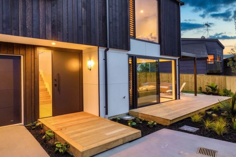 Photo of property in 144a Beach Road, Campbells Bay, Auckland, 0630