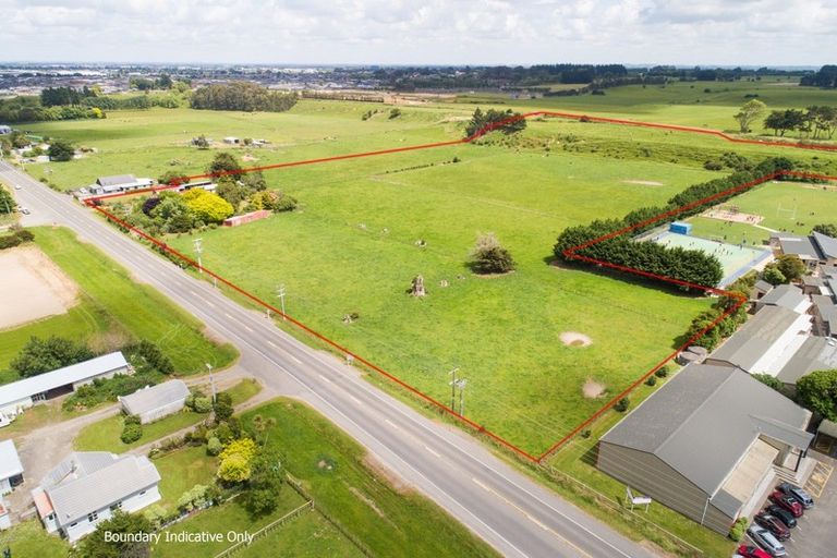 Photo of property in 577 Napier Road, Whakarongo, Palmerston North, 4470