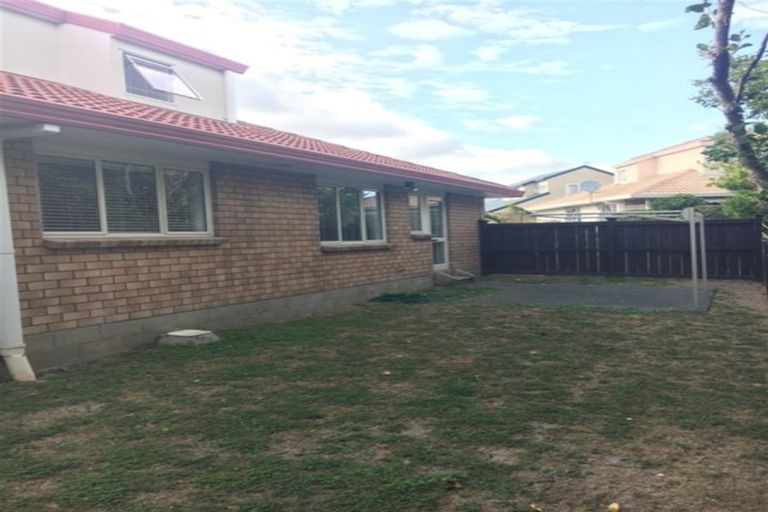 Photo of property in 9 Central Park Drive, Te Atatu South, Auckland, 0610