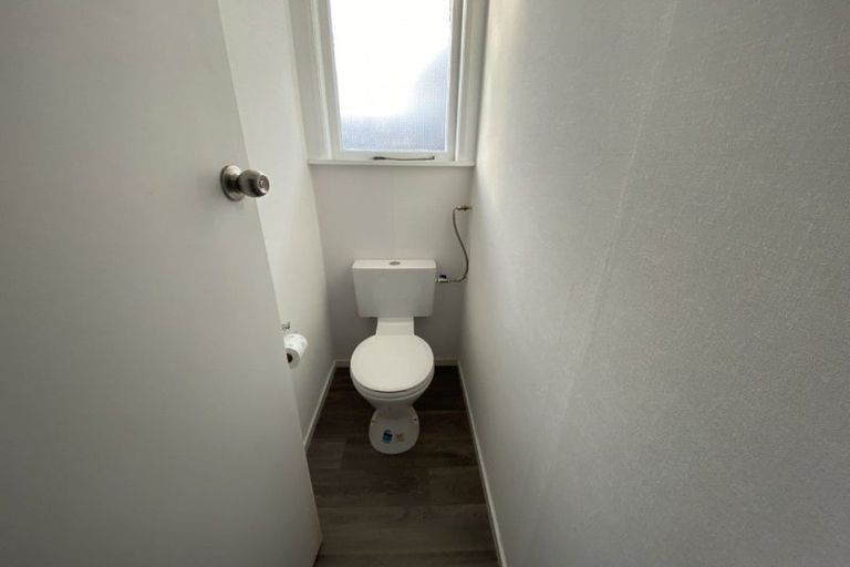 Photo of property in 1 Dampier Avenue, Awapuni, Palmerston North, 4412