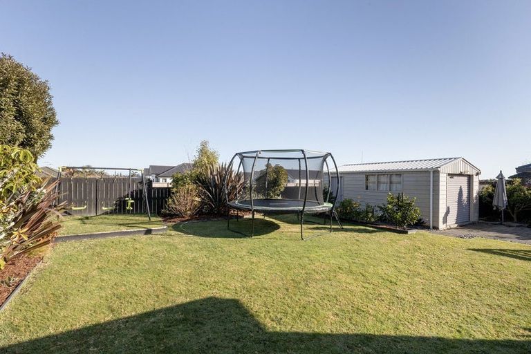 Photo of property in 120 Evans Road, Papamoa Beach, Papamoa, 3118