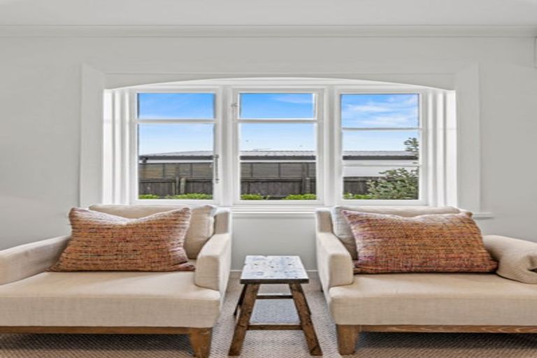 Photo of property in 12 Mays Road, St Albans, Christchurch, 8052