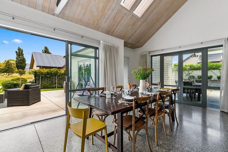 Photo of property in 23 The Dunes, Cromwell, 9310