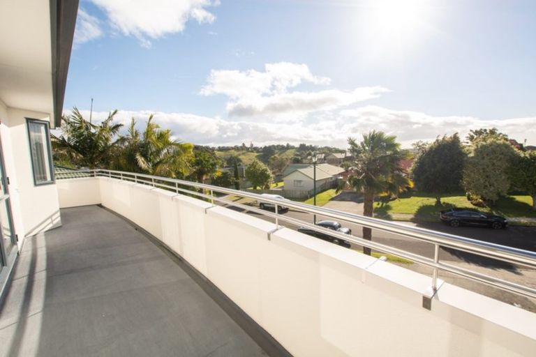 Photo of property in 14 Thornlea Drive, Welcome Bay, Tauranga, 3112