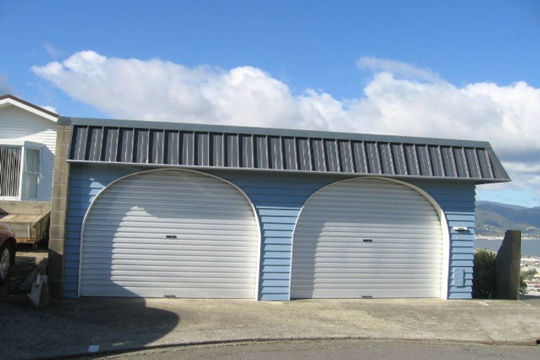 Photo of property in 21 Te Whiti Grove, Korokoro, Lower Hutt, 5012