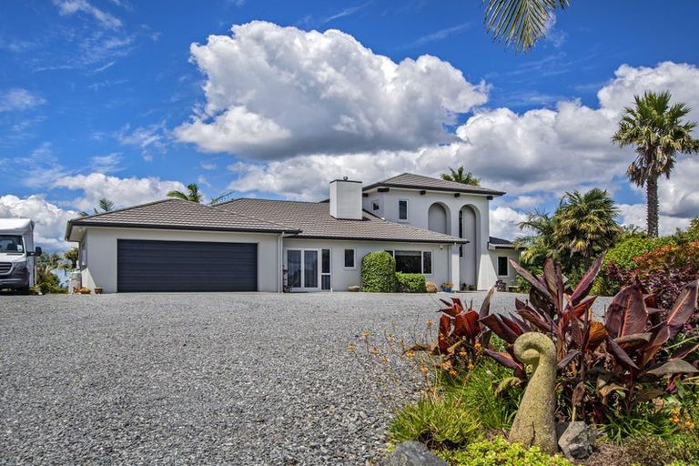Photo of property in 21 Magnolia Tree Lane, Kerikeri, 0294