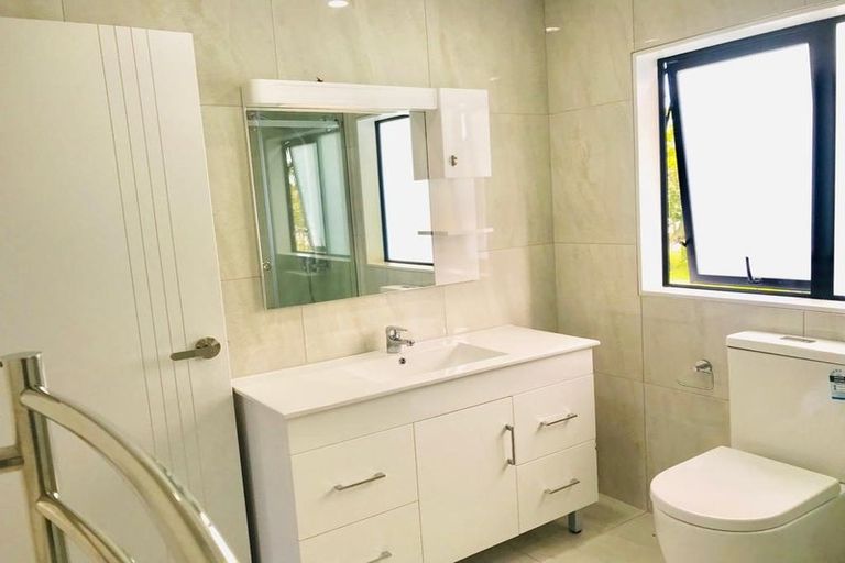 Photo of property in 77b Puhinui Road, Papatoetoe, Auckland, 2104