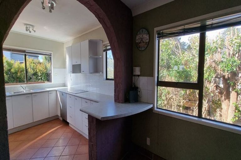 Photo of property in 58 Jandell Crescent, Bucklands Beach, Auckland, 2014
