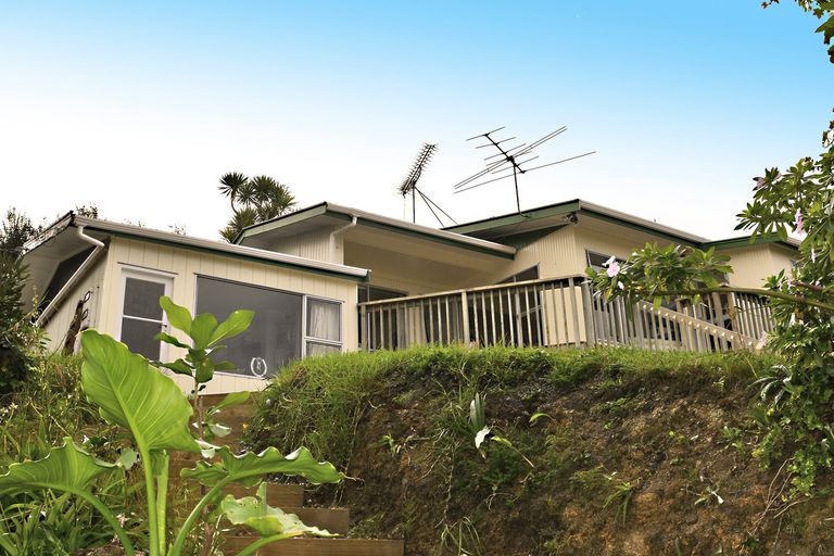 Photo of property in 9 Kendale Drive, Leigh, 0985