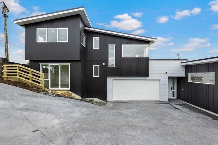 Photo of property in 4 Vipond Road, Stanmore Bay, Whangaparaoa, 0932