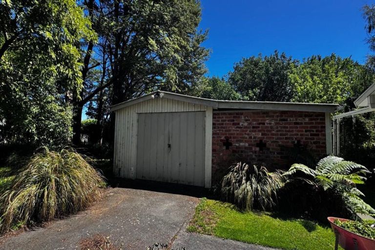 Photo of property in 212 High Street, Oxford, 7430