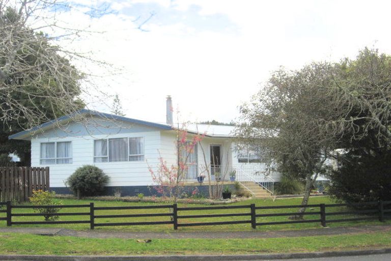 Photo of property in 17 Kohe Street, Parahaki, Whangarei, 0112