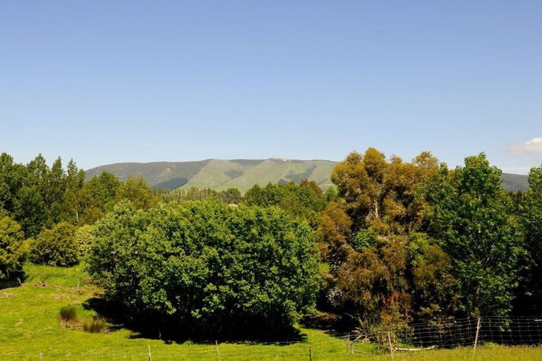 Photo of property in 80 Painstown Road, Waimate, 7978