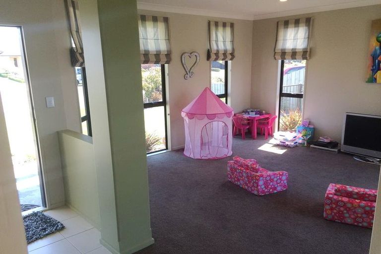 Photo of property in 9 Fantasia Gardens, Northwood, Christchurch, 8051