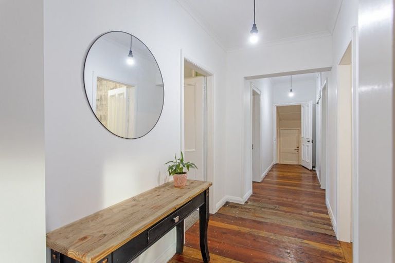 Photo of property in 45 Waverley Street, Waipawa, 4210