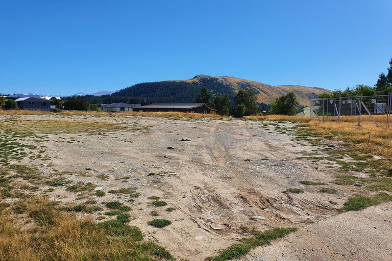 Photo of property in 9 Rodman Lane, Lake Tekapo, 7999