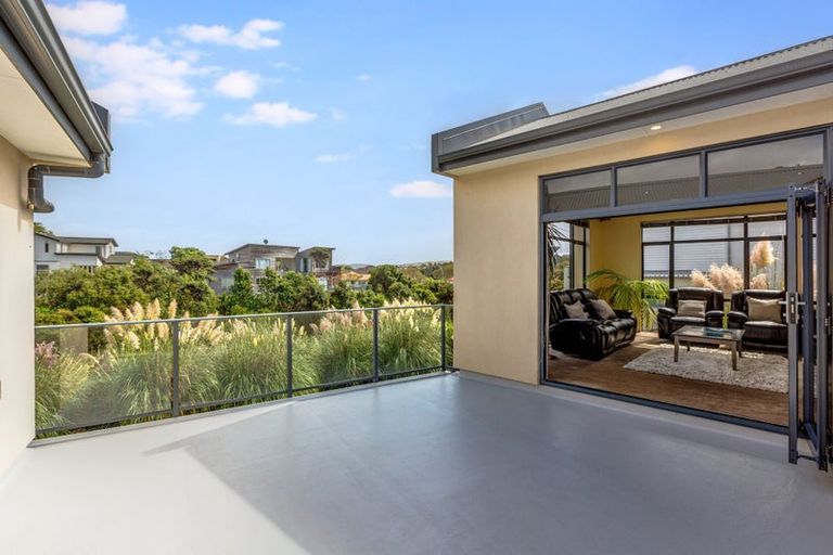 Photo of property in 26 Port Lane, Whitby, Porirua, 5024