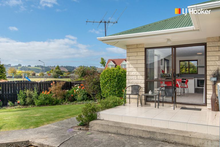 Photo of property in 14 Maple Grove, Mosgiel, 9024