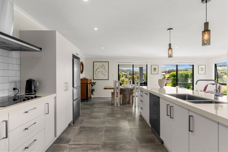 Photo of property in 32 Robert Hastie Drive, Mangawhai, 0573