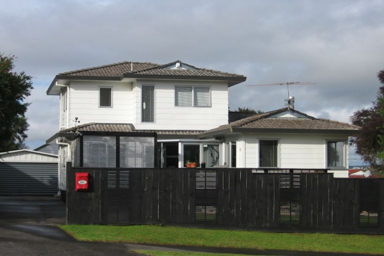 Photo of property in 148 Bradbury Road, Botany Downs, Auckland, 2010