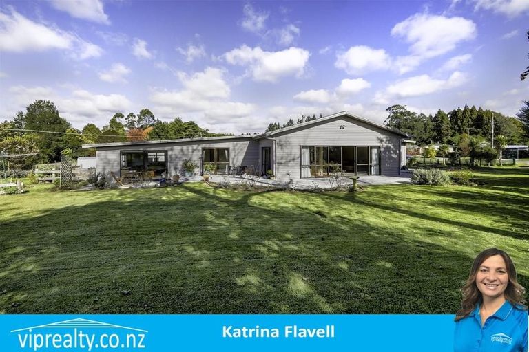 Photo of property in 6 Mauku Street, Mamaku, 3020