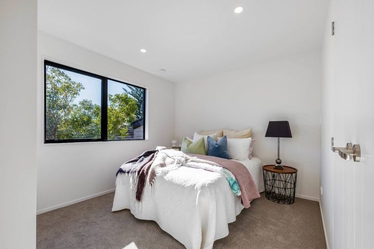 Photo of property in 44e Bruce Road, Glenfield, Auckland, 0629