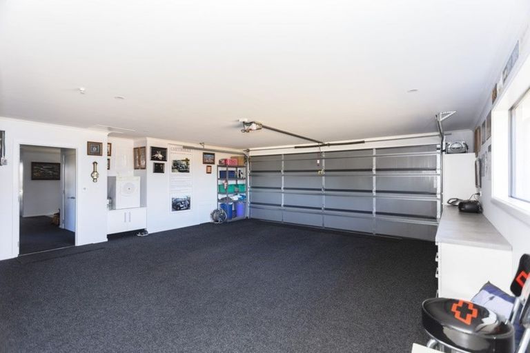 Photo of property in 13 Grove Avenue, Weston, Oamaru, 9401