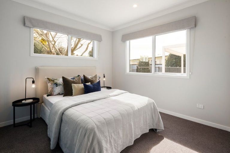 Photo of property in 82 Grey Street, Cambridge, 3434