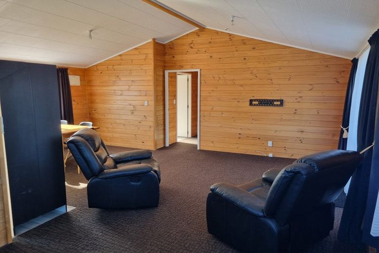 Photo of property in 9 Dampier Avenue, Awapuni, Palmerston North, 4412