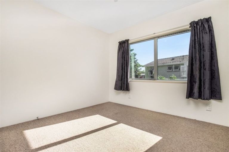 Photo of property in 22 Cottingham Crescent, Mangere East, Auckland, 2024
