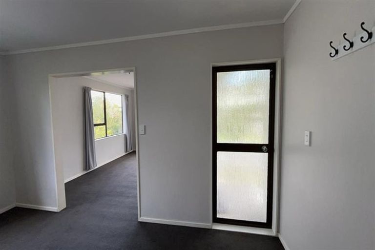 Photo of property in 42 Viewmont Drive, Harbour View, Lower Hutt, 5010