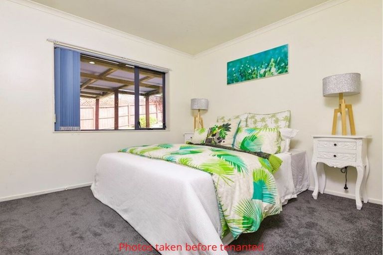 Photo of property in 70 Robert Ross Place, Clendon Park, Auckland, 2103