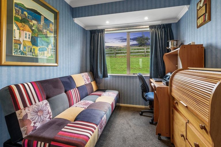 Photo of property in 215 Oyster Point Road, Kaukapakapa, Warkworth, 0984