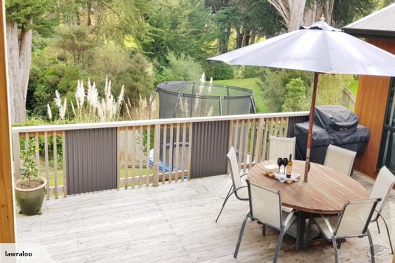 Photo of property in 49 Saunders Close, Whitby, Porirua, 5024