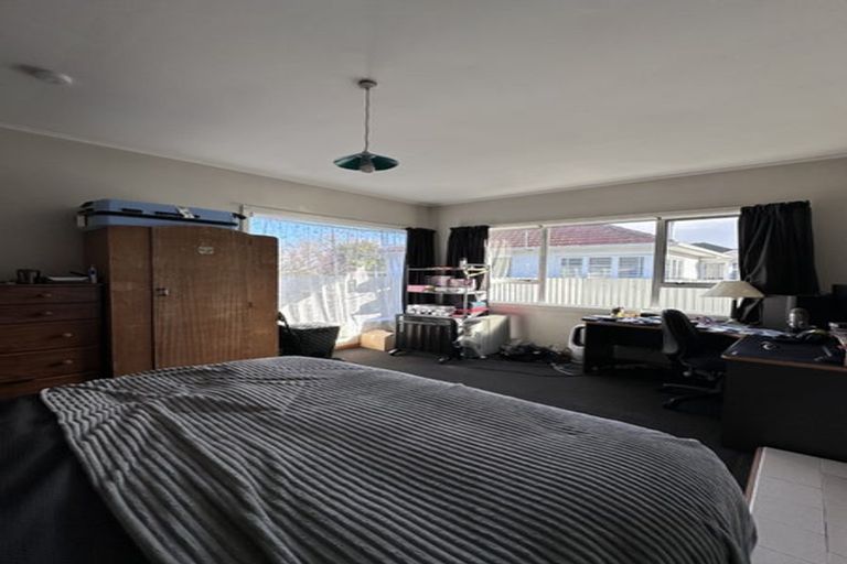 Photo of property in 192 Blenheim Road, Riccarton, Christchurch, 8041